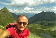 41 Selfie dalla Bocchetta di Budria con Pizzo del Vento a sx e Foppne a dx